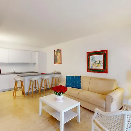 Aquarius Fshh Aparthotel 2*